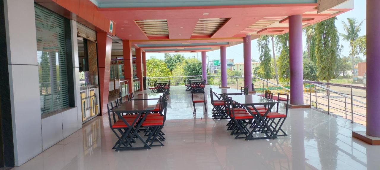 Hotel View Point Ajanta Eksteriør bilde